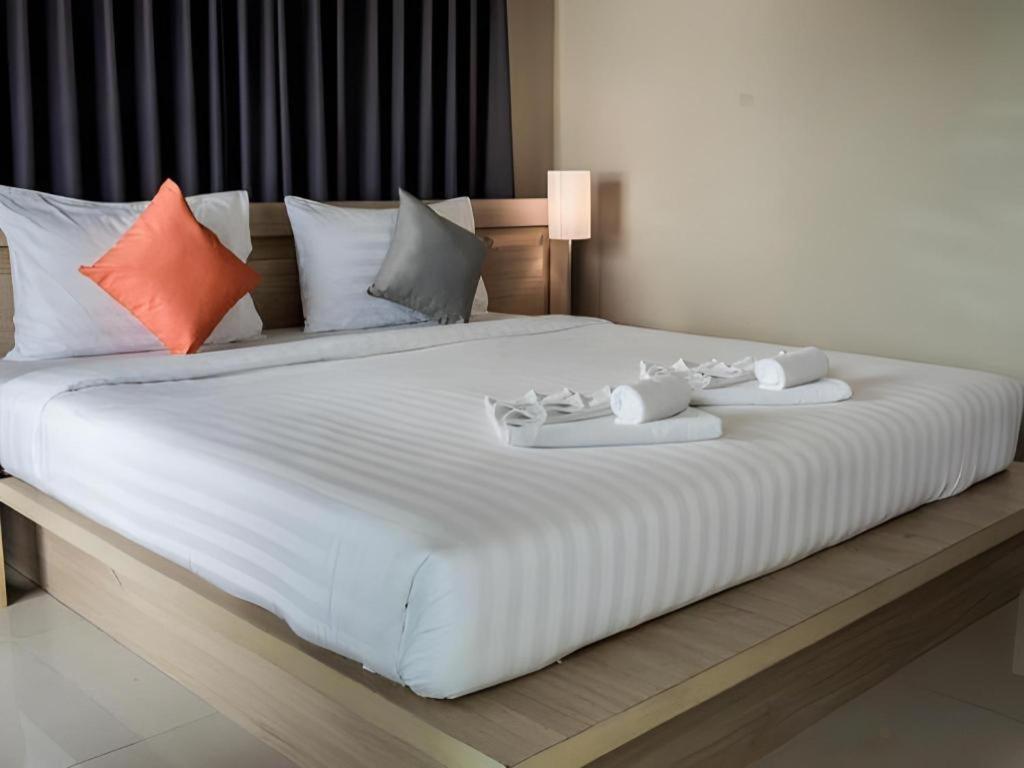 Chinotel - SHA Plus Phuket Exterior foto