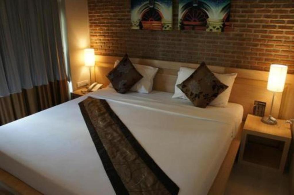 Chinotel - SHA Plus Phuket Exterior foto